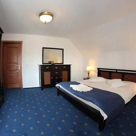 Monterai Hotel